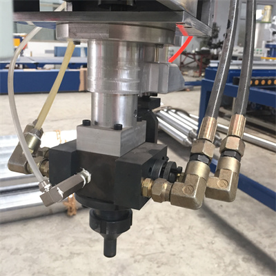 Máquina de tubería de revestimiento en espiral de HDPE de plástico Máquina de espuma de poliuretano de alta presión para producción de tubería preaislada/máquina de plástico